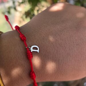 Pulsera 7 nudos inicial D plata