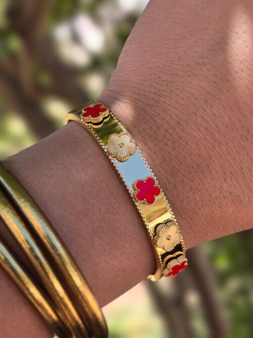 Pulsera Dorada LV - 006