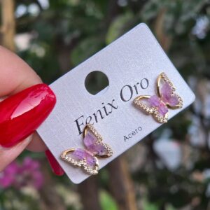 Pendientes de mariposa malva