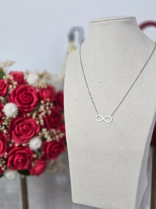 Collar Infinito Plateado - 002